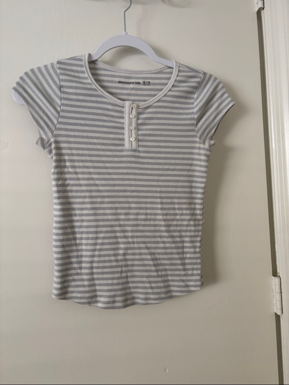 abercrombie kids White & Light Gray Striped Henley Top